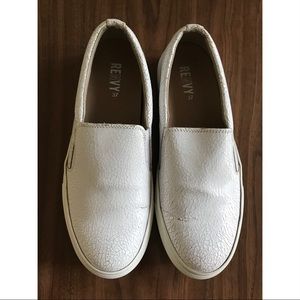 Renvy Metallic White Leather Slip-on Sneaker